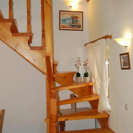 Villa Korakades *