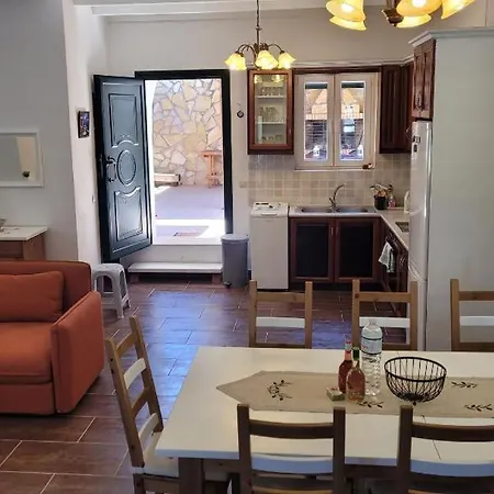 Villa Korakades * Korakádes